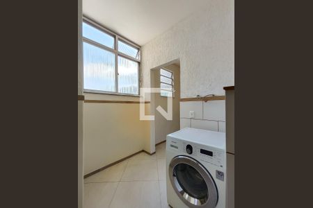 Apartamento à venda com 102m², 3 quartos e 1 vagaÁrea de Serviço