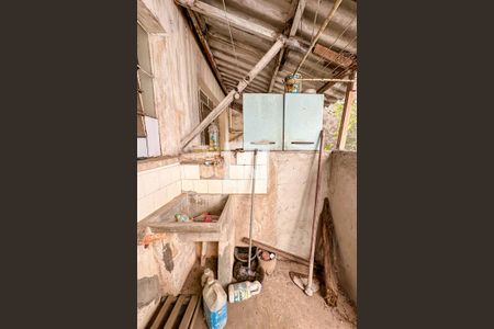 Casa à venda com 105m², 2 quartos e 2 vagasArea de serviço