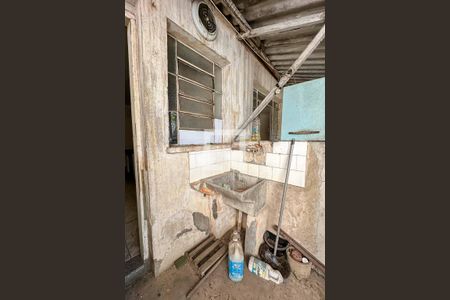 Casa à venda com 105m², 2 quartos e 2 vagasArea de serviço