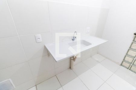 Apartamento para alugar com 40m², 2 quartos e sem vaga Apartamento para alugar com 40m², 2 quartos e sem vagaCozinha e Área de Serviço