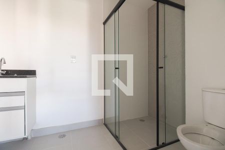 Banheiro  de kitnet/studio para alugar com 1 quarto, 25m² em Cidade Mãe do Céu, São Paulo