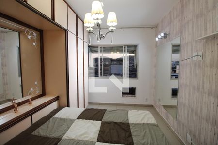 Quarto 1 de apartamento para alugar com 3 quartos, 75m² em Irajá, Rio de Janeiro