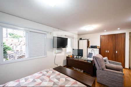 Apartamento à venda com 146m², 3 quartos e 2 vagasSuíte 1