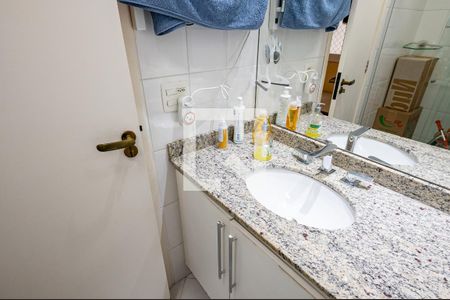 Apartamento à venda com 146m², 3 quartos e 2 vagasBanheiro da Suíte 2