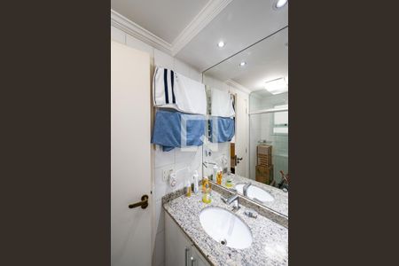 Apartamento à venda com 146m², 3 quartos e 2 vagasBanheiro da Suíte 2