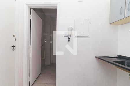 Cozinha de apartamento para alugar com 1 quarto, 50m² em Bela Vista, São Paulo