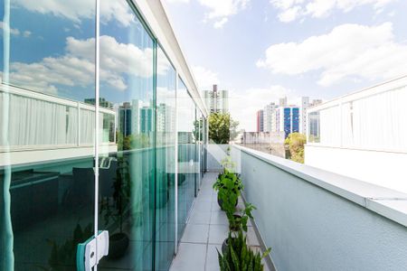 Apartamento à venda com 140m², 3 quartos e 2 vagas Apartamento à venda com 140m², 3 quartos e 2 vagasVaranda da Cobertura