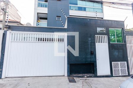 Apartamento à venda com 140m², 3 quartos e 2 vagas Apartamento à venda com 140m², 3 quartos e 2 vagasFachada