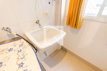 Apartamento à venda com 140m², 3 quartos e 2 vagas Apartamento à venda com 140m², 3 quartos e 2 vagasTanque