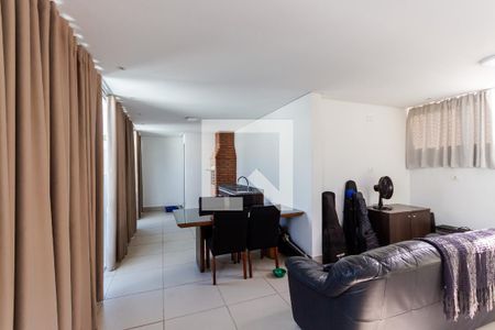 Apartamento à venda com 140m², 3 quartos e 2 vagas Apartamento à venda com 140m², 3 quartos e 2 vagasCobertura
