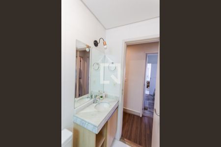 Apartamento à venda com 140m², 3 quartos e 2 vagas Apartamento à venda com 140m², 3 quartos e 2 vagasBanheiro