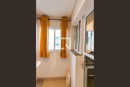 Apartamento à venda com 140m², 3 quartos e 2 vagas Apartamento à venda com 140m², 3 quartos e 2 vagasÁrea de Serviço