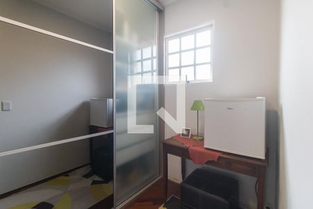 Casa para alugar com 480m², 3 quartos e 5 vagasCloset