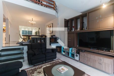 Sala de casa para alugar com 3 quartos, 500m² em Vila Oliveira, Mogi das Cruzes