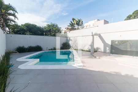 Casa para alugar com 480m², 3 quartos e 5 vagasPiscina