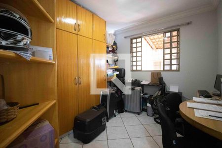 Quarto 1 de casa para alugar com 3 quartos, 200m² em Jardim Europa, Goiânia