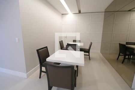 Studio à venda com 40m², 1 quarto e 1 vaga Studio à venda com 40m², 1 quarto e 1 vagaÁrea comum - Salão de festasÁrea comum - Sala de jogos