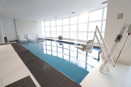 Studio à venda com 40m², 1 quarto e 1 vaga Studio à venda com 40m², 1 quarto e 1 vagaÁrea comum - Piscina