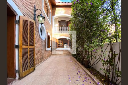 Casa à venda com 380m², 7 quartos e 3 vagasÁrea externa