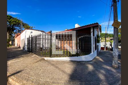 Casa à venda com 380m², 7 quartos e 3 vagasFachada