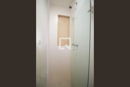 Apartamento para alugar com 105m², 4 quartos e 1 vagaBanheiro da Suíte 2 - box