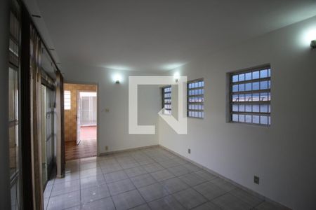 Sala de casa para alugar com 3 quartos, 105m² em Vila Friburgo, São Paulo