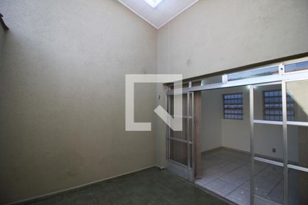 Casa para alugar com 105m², 3 quartos e 2 vagasVaranda