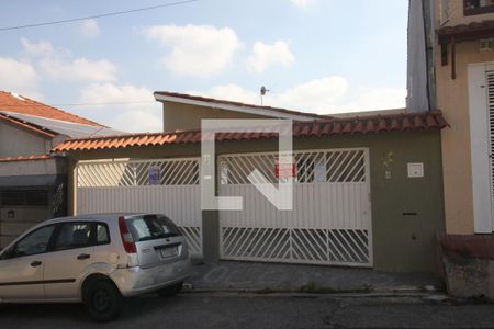 Casa para alugar com 105m², 3 quartos e 2 vagasFachada