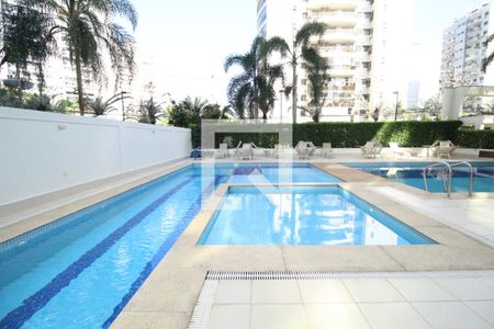 Apartamento para alugar com 78m², 3 quartos e 1 vagaÁrea comum - Piscina