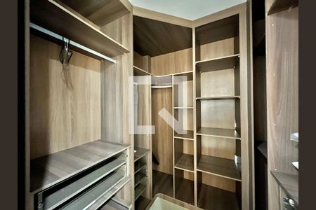Apartamento para alugar com 78m², 3 quartos e 1 vagaSuíte - Closet
