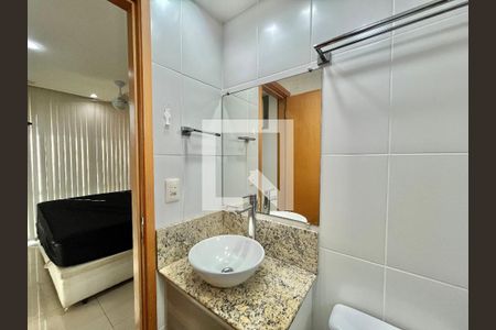 Apartamento para alugar com 78m², 3 quartos e 1 vagaBanheiro da suíte 