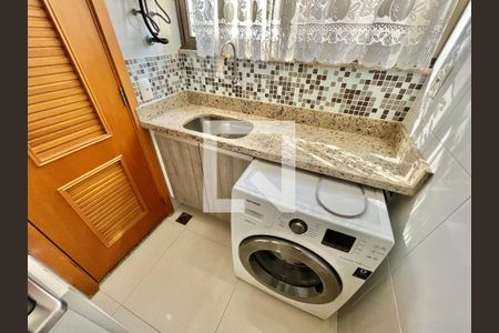 Apartamento para alugar com 78m², 3 quartos e 1 vagaÁrea de serviço 