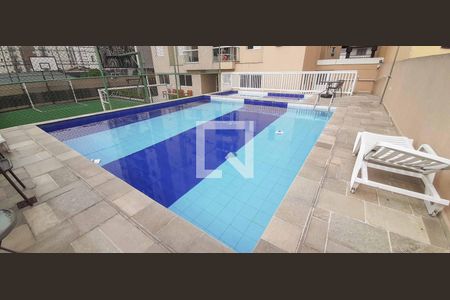 Apartamento à venda com 137m², 2 quartos e 2 vagasÁrea comum - Piscina