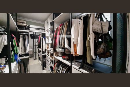 Apartamento à venda com 137m², 2 quartos e 2 vagasCloset