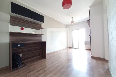 Sala de apartamento para alugar com 2 quartos, 80m² em Centro, Campinas