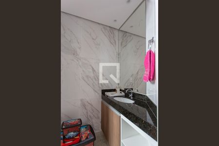 Apartamento à venda com 137m², 3 quartos e 2 vagasBanheiro da Suíte 2