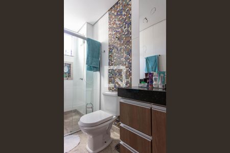 Apartamento à venda com 137m², 3 quartos e 2 vagasBanheiro da Suíte 1