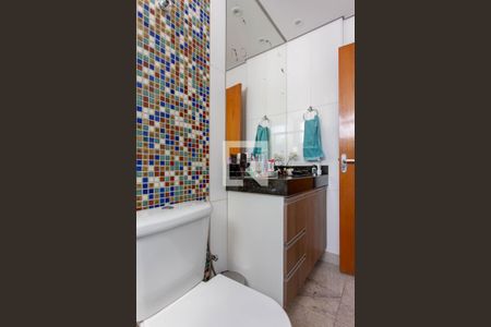 Apartamento à venda com 137m², 3 quartos e 2 vagasBanheiro da Suíte 1