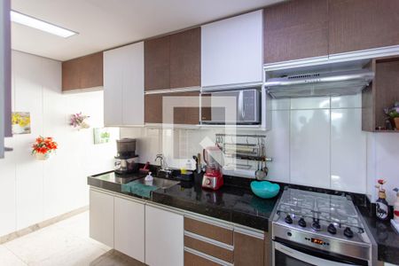 Apartamento à venda com 137m², 3 quartos e 2 vagasCozinha