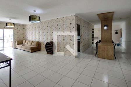 Sala de apartamento para alugar com 3 quartos, 192m² em Aviação, Praia Grande