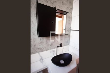 Banheiro  de apartamento para alugar com 2 quartos, 48m² em Juliana, Belo Horizonte