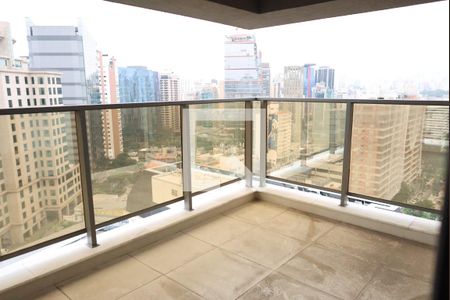 Apartamento à venda com 181m², 3 quartos e 2 vagasVaranda da suíte 1