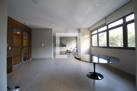 Apartamento para alugar com 28m², 1 quarto e sem vagaÁrea comum - Salão de festas