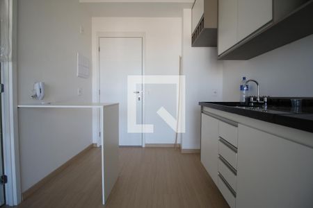 Sala/Cozinha de apartamento à venda com 1 quarto, 28m² em Vila Independência, São Paulo