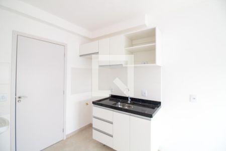 Cozinha de apartamento à venda com 1 quarto, 31m² em Jardim Monte Azul, São Paulo
