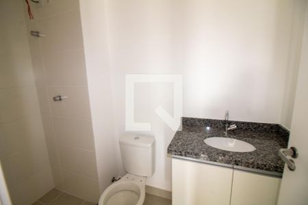 Banheiro da Suíte de apartamento para alugar com 1 quarto, 31m² em Jardim Monte Azul, São Paulo