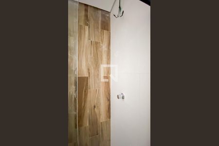 Banheiro de apartamento para alugar com 2 quartos, 50m² em Bangú, Santo André