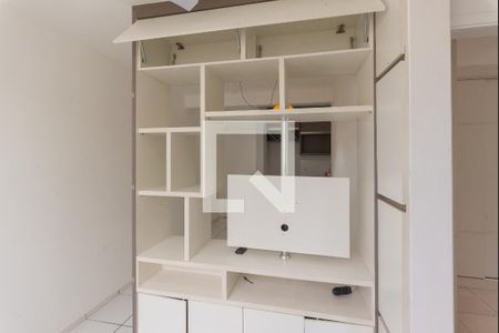 Sala de apartamento para alugar com 2 quartos, 43m² em São Martinho, Campinas