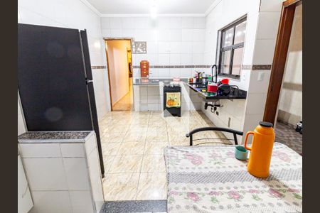 Casa à venda com 93m², 2 quartos e 1 vaga Casa à venda com 93m², 2 quartos e 1 vagaCozinha