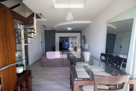 Sala de apartamento para alugar com 2 quartos, 72m² em Barra da Tijuca, Rio de Janeiro